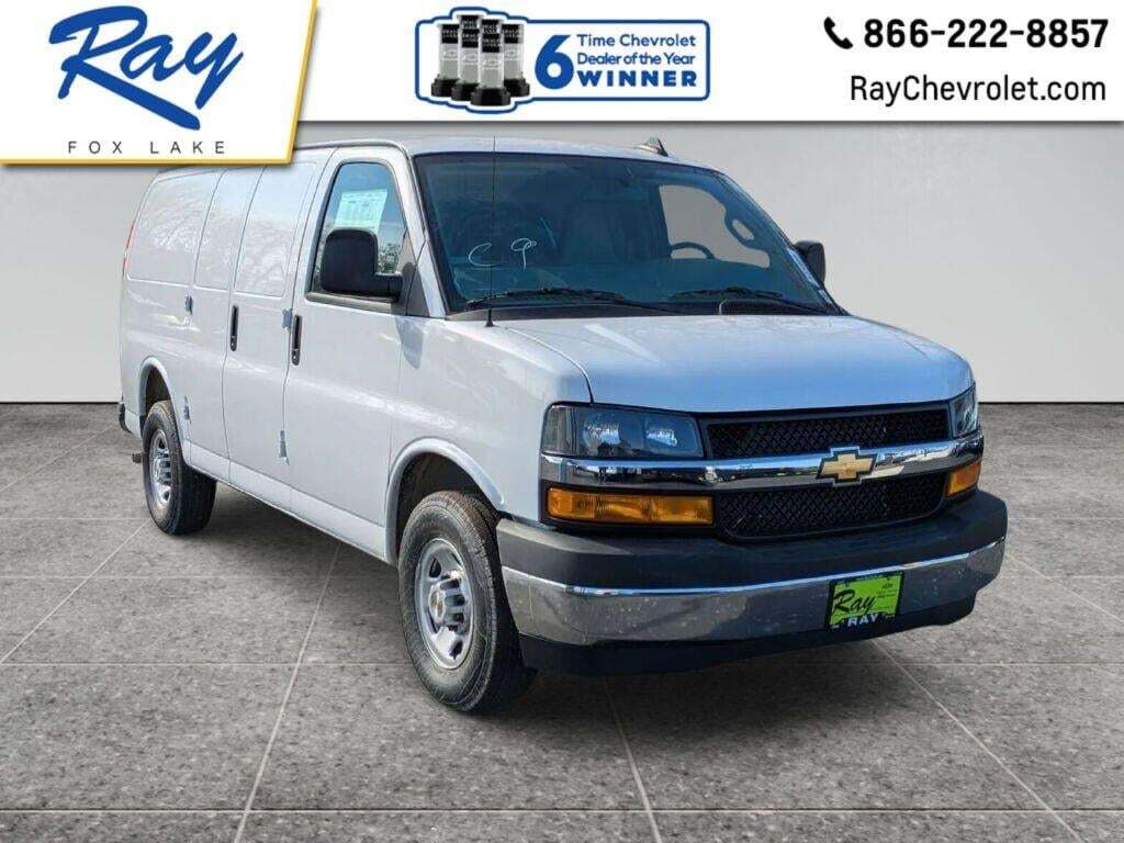 2026 CHEVROLET Express Cargo in Fox Lake, IL