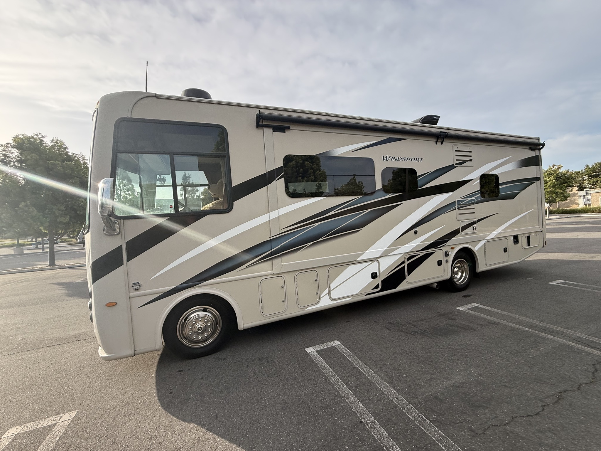 2020 Thor Motor Coach WINDSPORT 29M RV