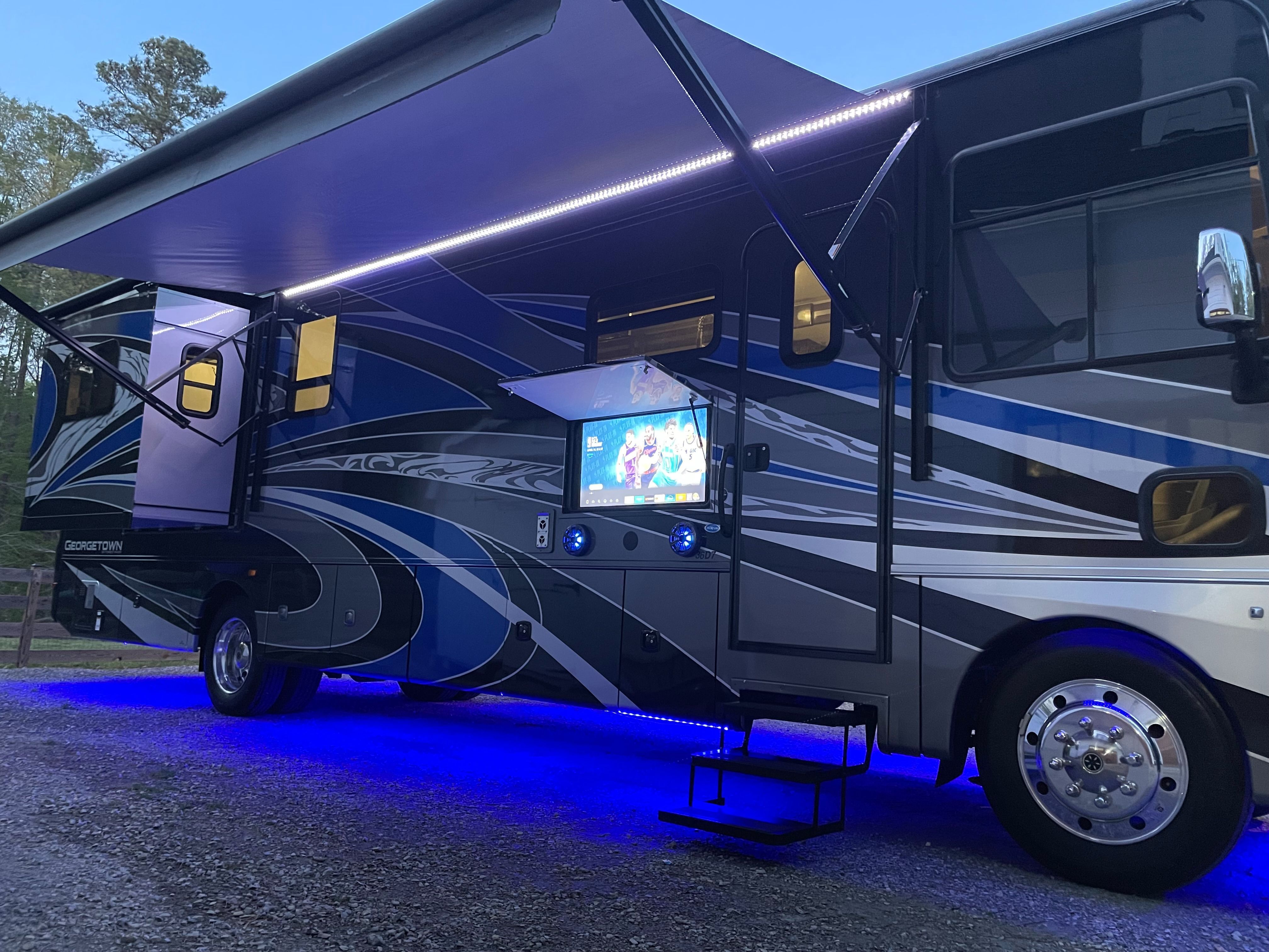 2021 Forest River GEORGETOWN 7 SERIES GT7 36D7 in midlothian VA
