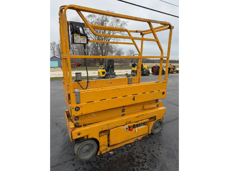 2014 BIL-JAX H1930E