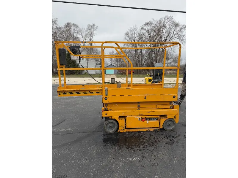 2014 BIL-JAX H1930E