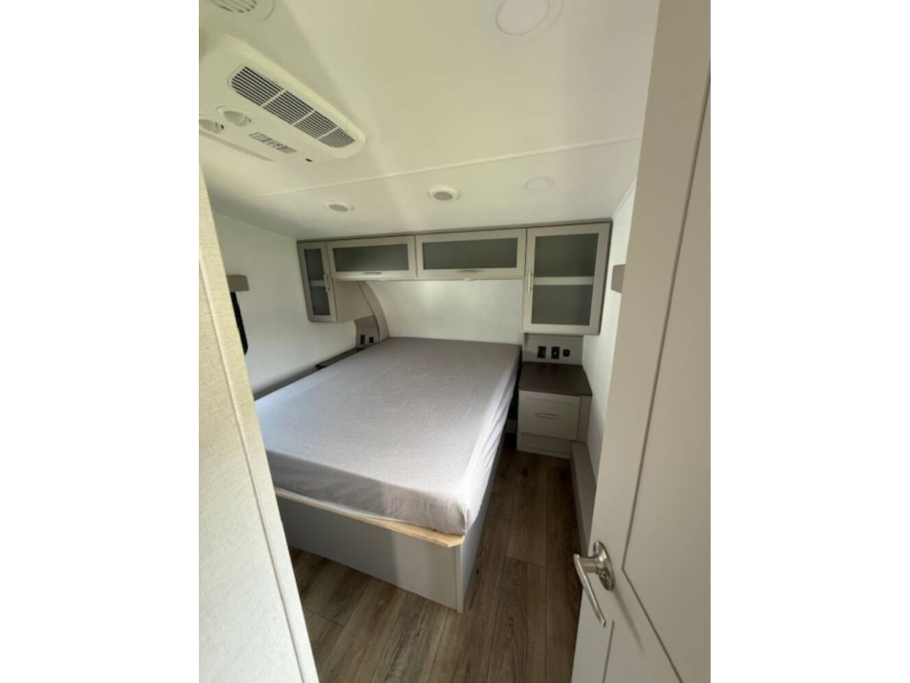 A photo of this 2025 Alliance Rv AVENUE ALL-ACCESS SERIES 29RL