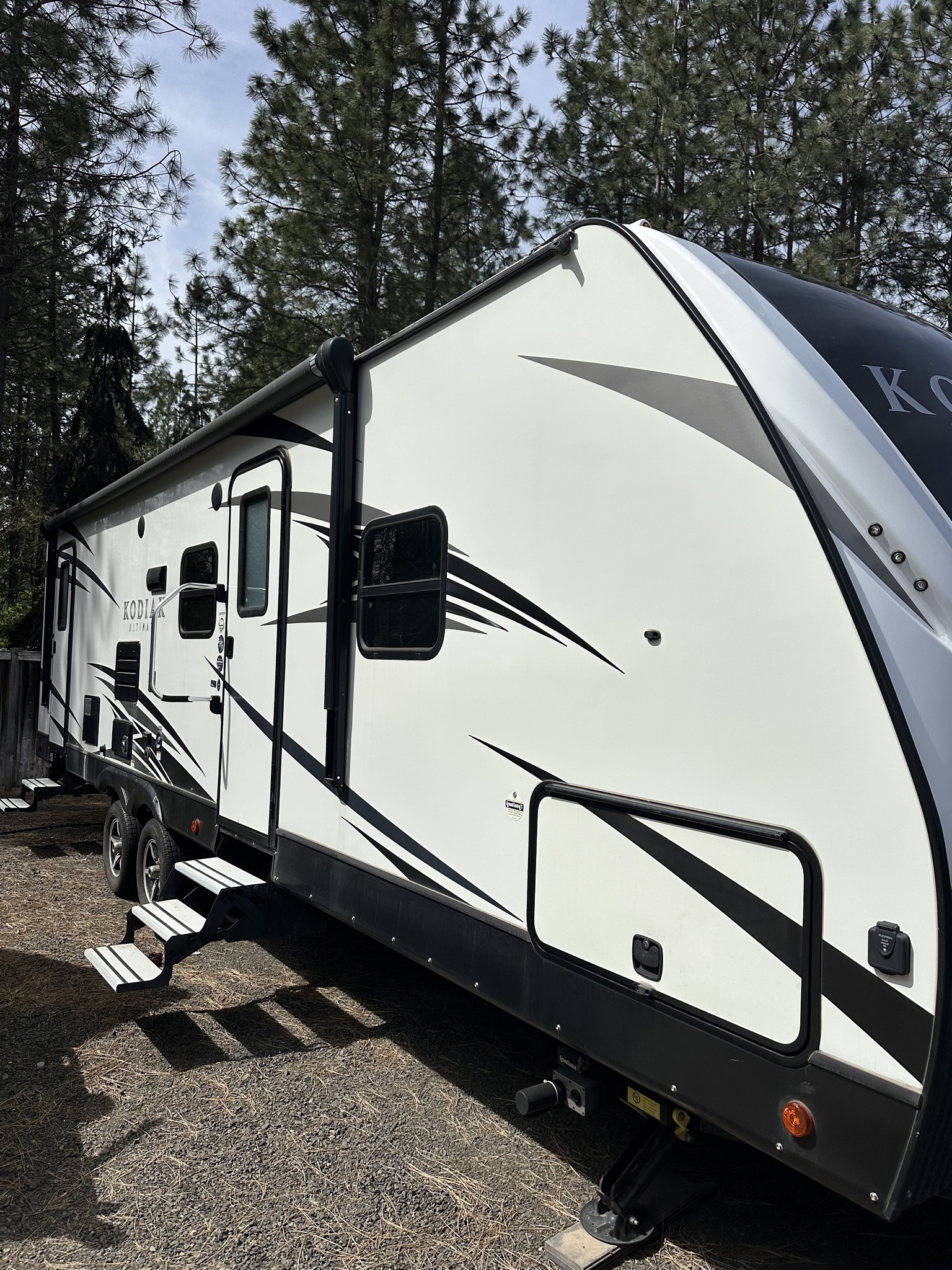 2018 Dutchmen KODIAK ULTIMATE 295TBHS RV
