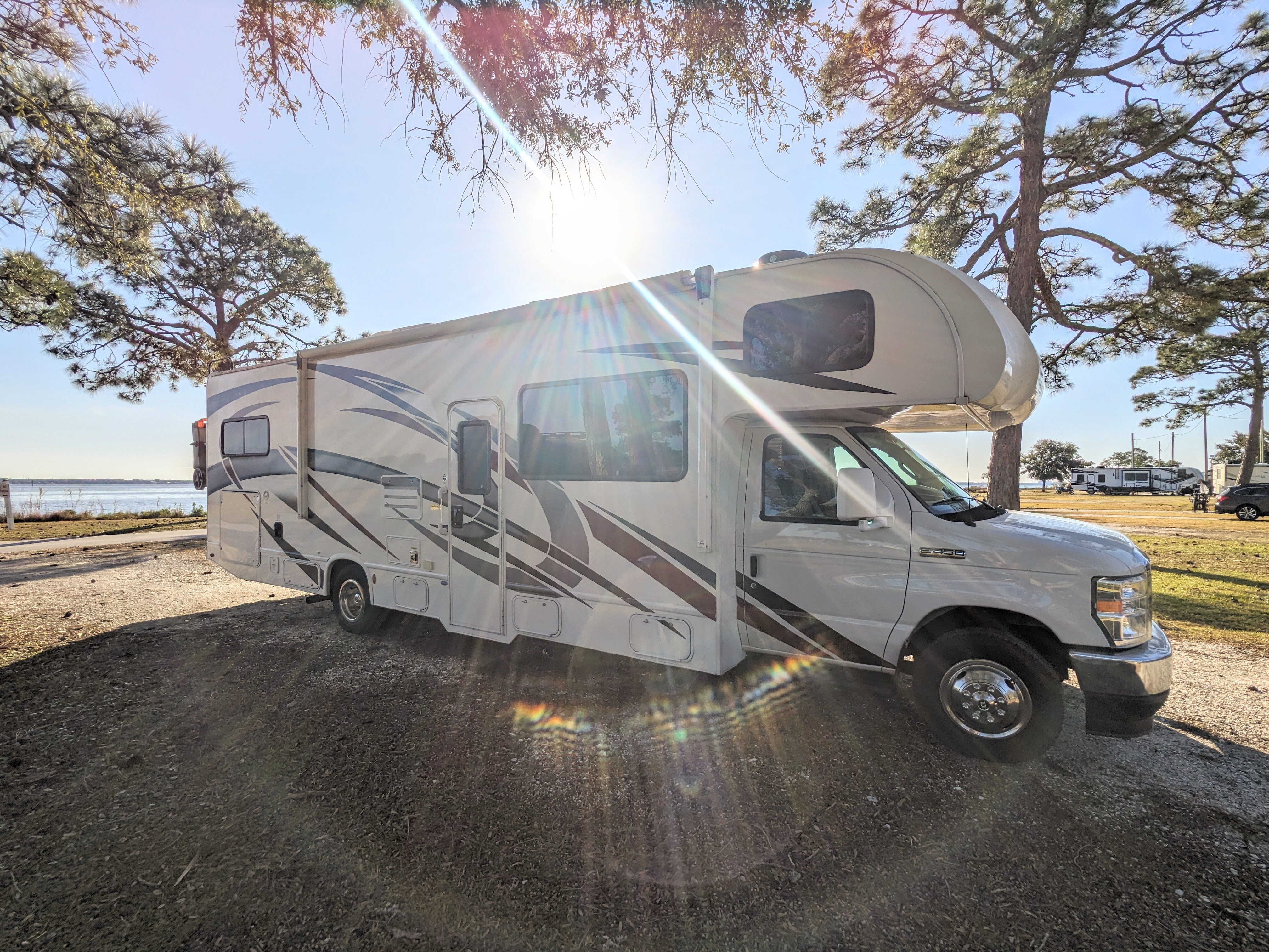 2022 Thor Motor Coach FOUR WINDS 31E RV