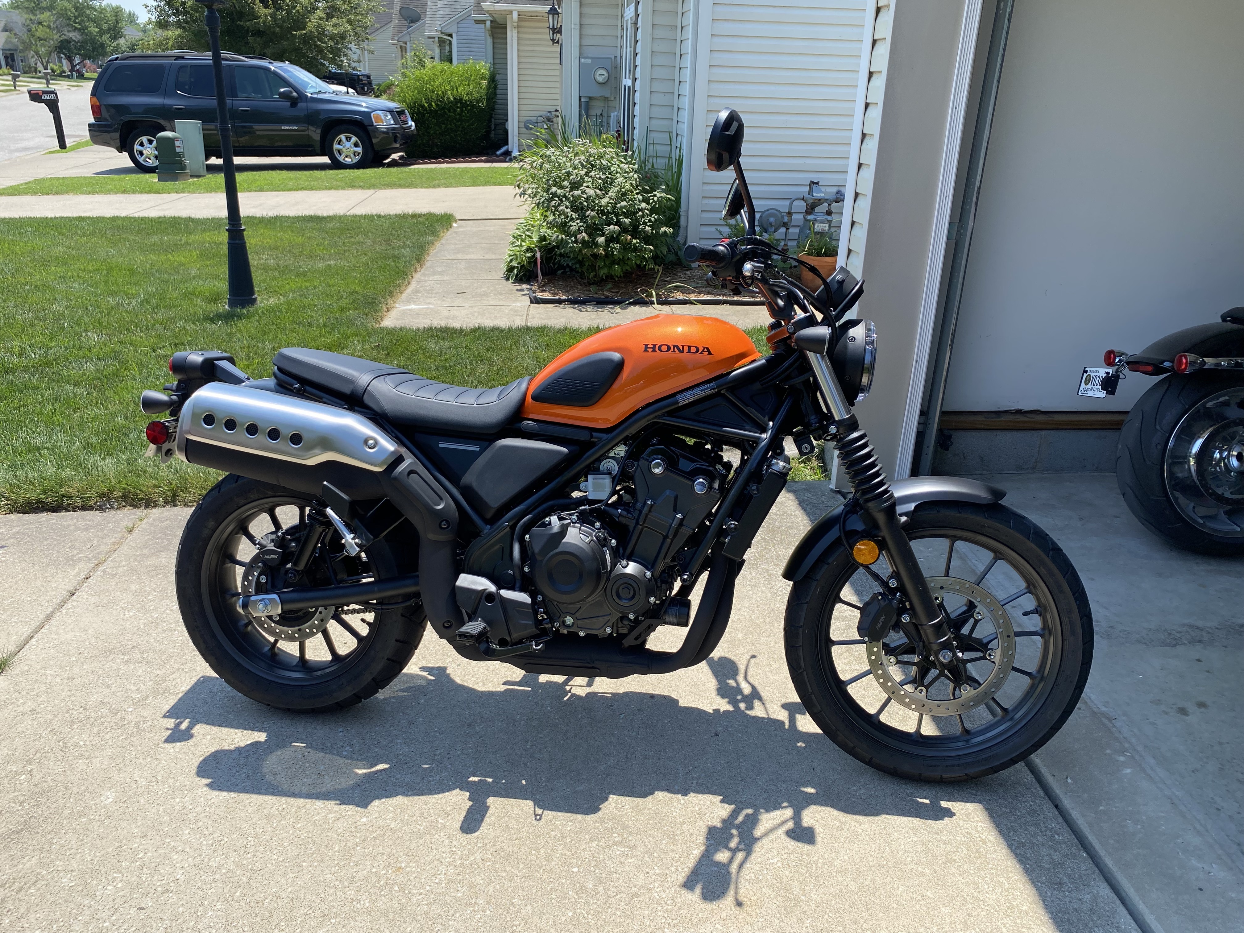Orange Standard Motorcycles For Sale Near Mechanicsburg, TN