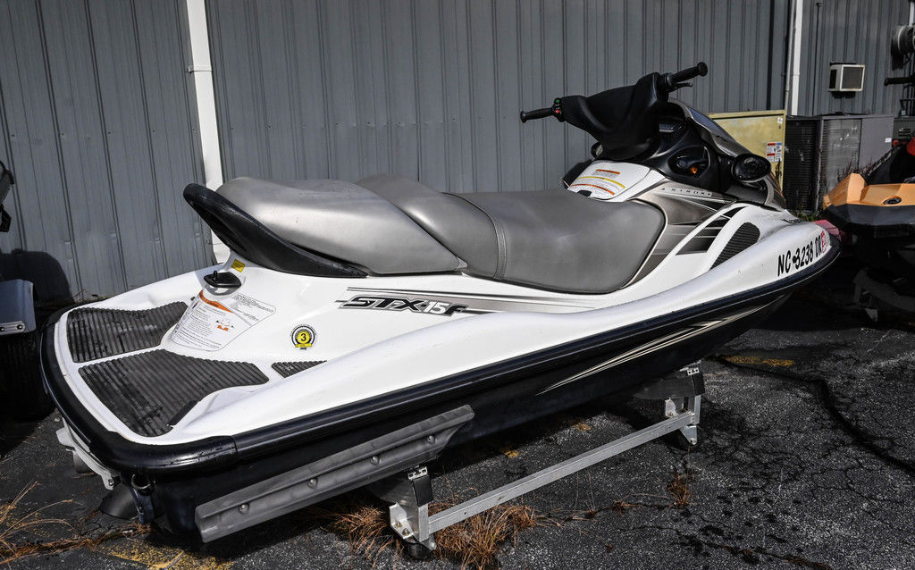 Used 2010 Kawasaki Jet Ski Stx 15F Base For Sale in Hendersonville