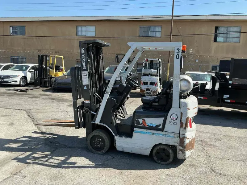 2020 UNICARRIER CF35LP