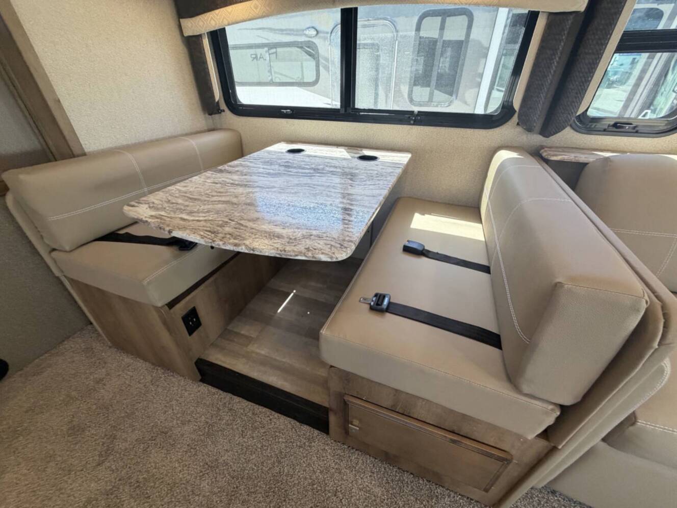 A photo of this 2020 Fleetwood FLAIR 35R
