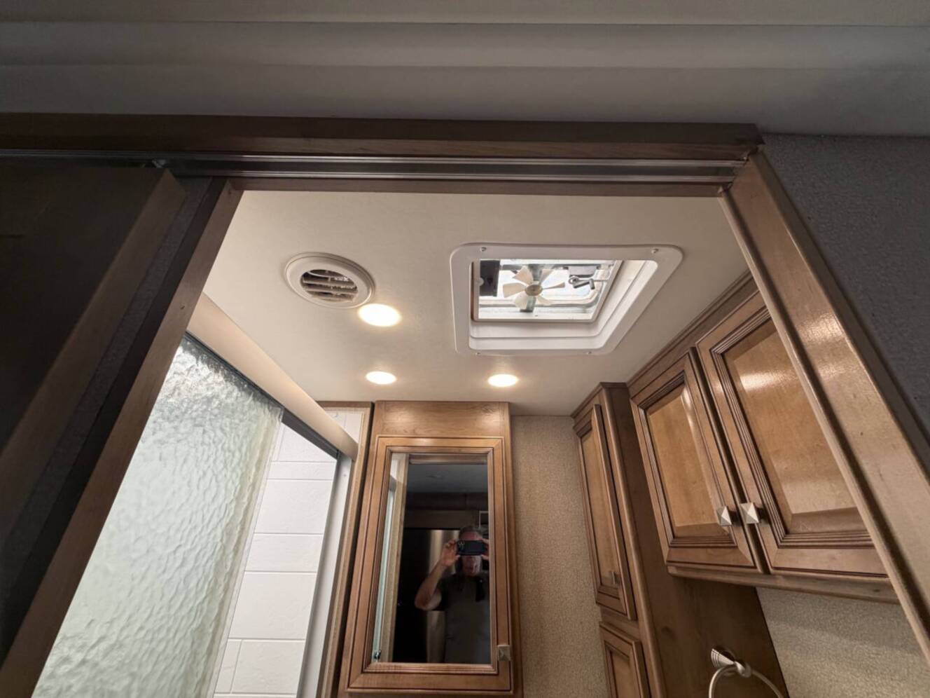 A photo of this 2020 Fleetwood FLAIR 35R