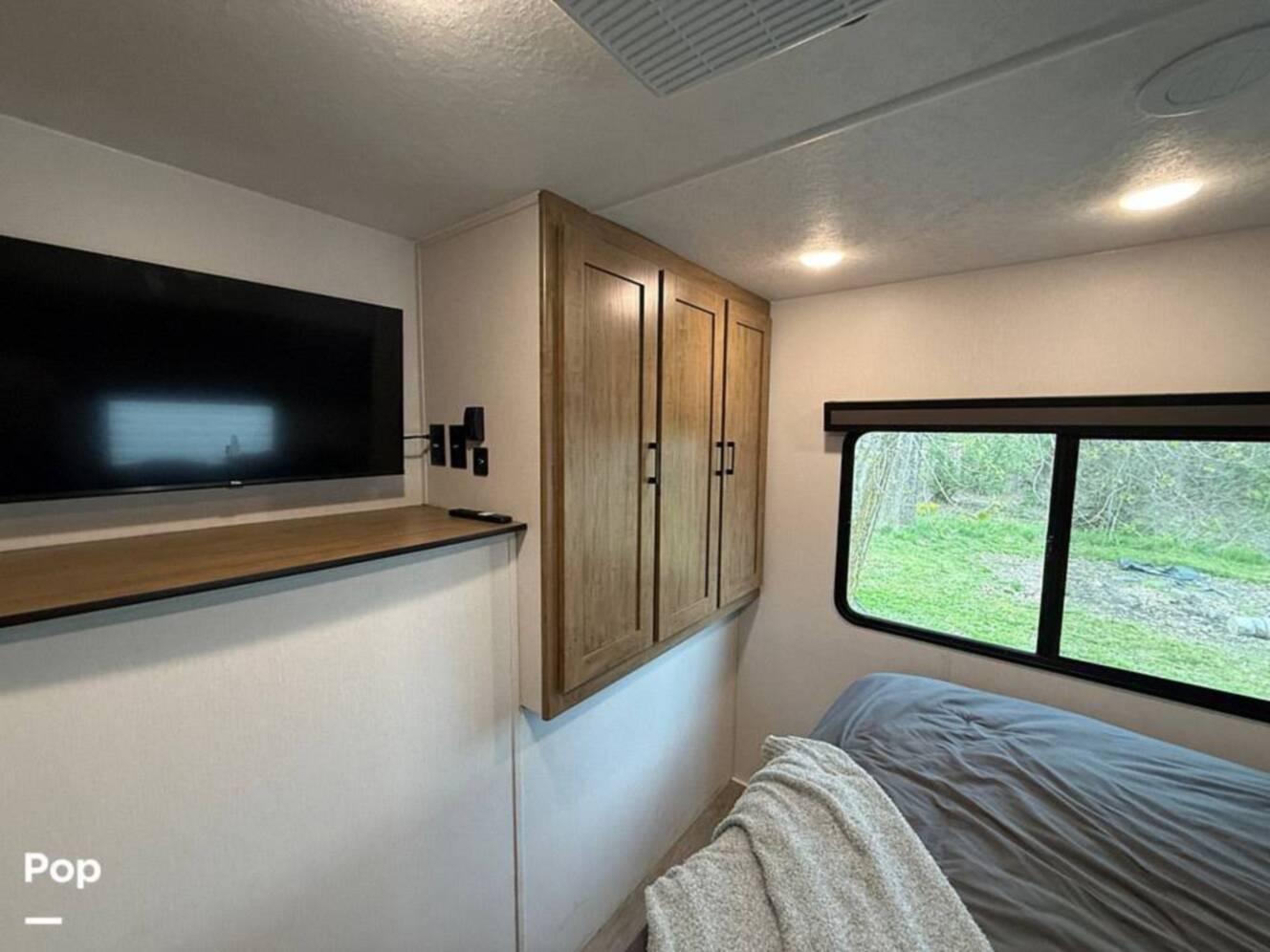 A photo of this 2024 Coachmen Freedom Express Ultra Lite 259FKDS
