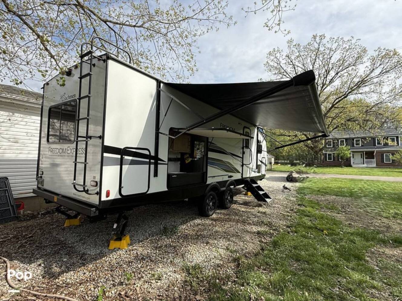 A photo of this 2024 Coachmen Freedom Express Ultra Lite 259FKDS