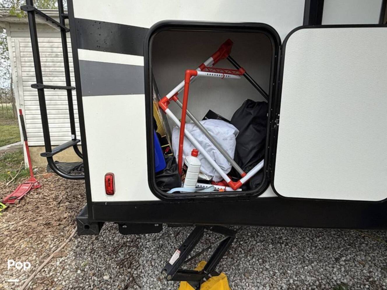 A photo of this 2024 Coachmen Freedom Express Ultra Lite 259FKDS