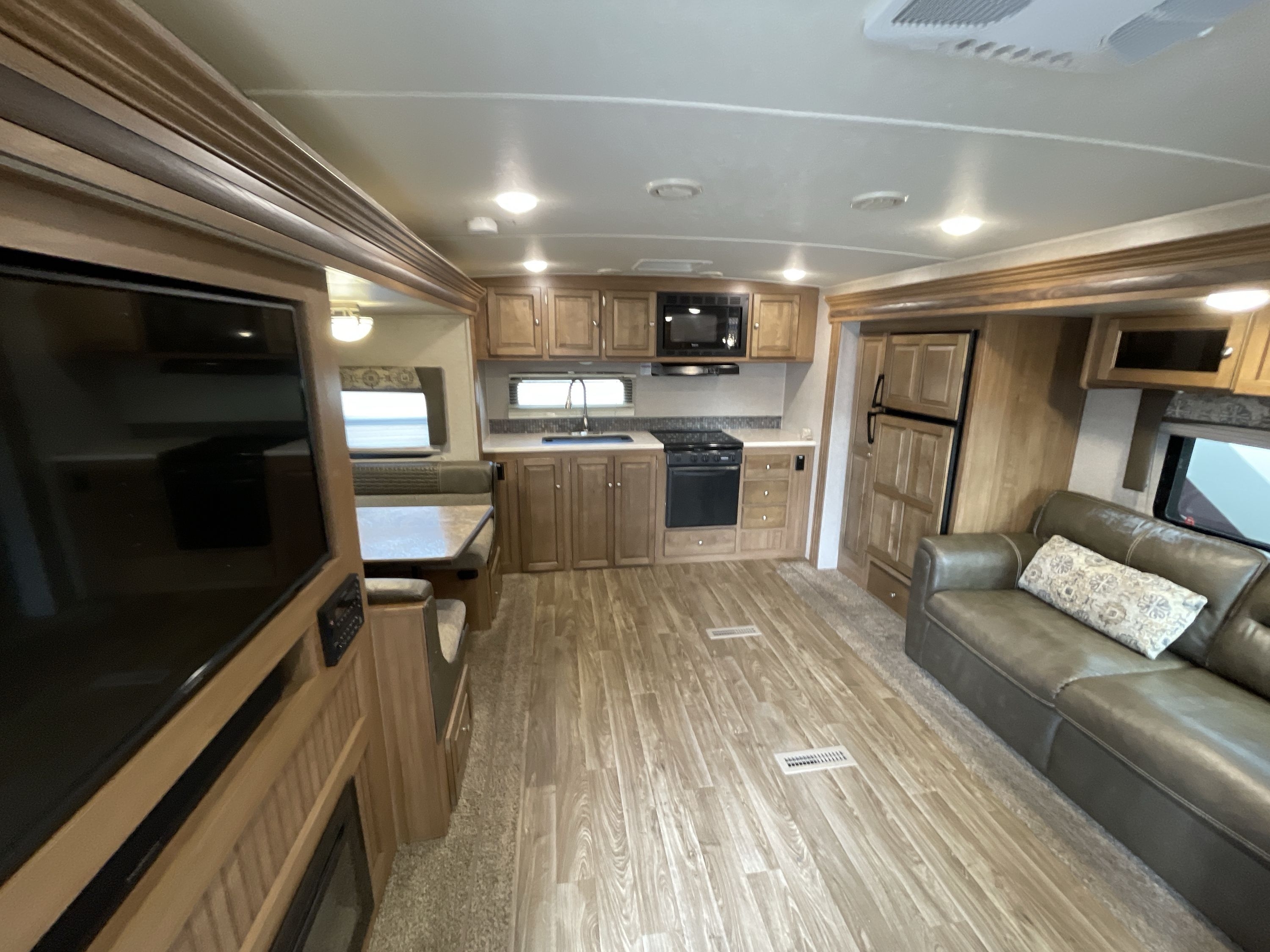 2019 Forest River FLAGSTAFF SUPER LITE 27RKWS in grand rapids MI