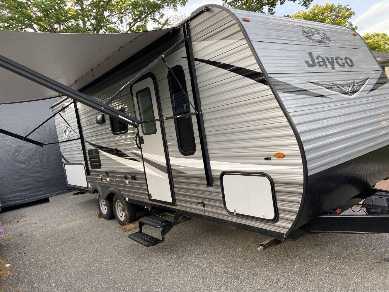 A photo of this 2020 Jayco JAY FLIGHT SLX 224BH