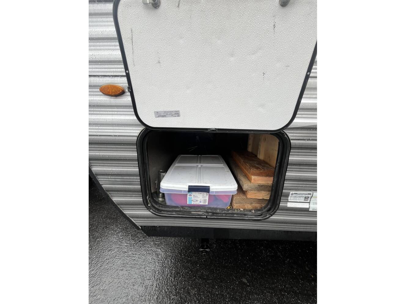 A photo of this 2020 Jayco JAY FLIGHT SLX 224BH