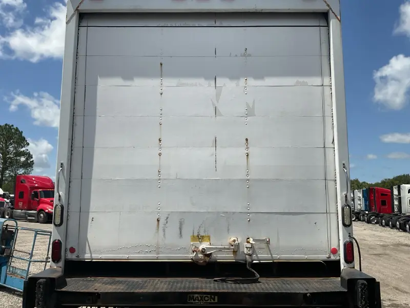 2019 FREIGHTLINER BUSINESS CLASS M2 106