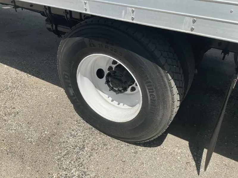 2019 FREIGHTLINER BUSINESS CLASS M2 106