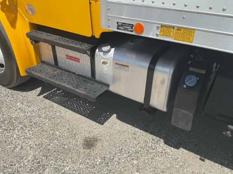2019 FREIGHTLINER BUSINESS CLASS M2 106