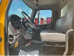 2019 FREIGHTLINER BUSINESS CLASS M2 106