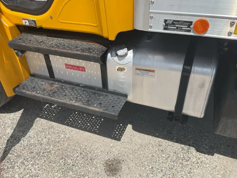 2019 FREIGHTLINER BUSINESS CLASS M2 106
