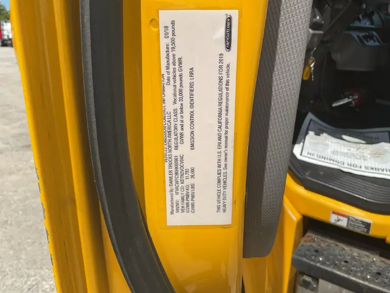 2019 FREIGHTLINER BUSINESS CLASS M2 106