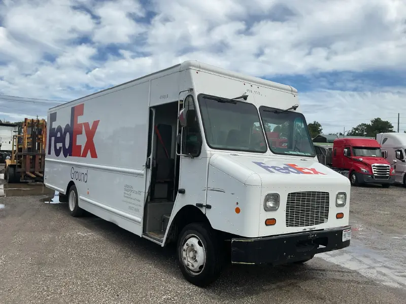 2019 Freightliner MT556