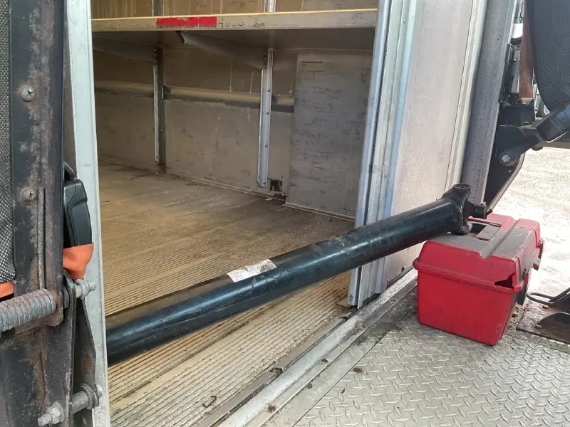 2019 Freightliner MT556
