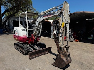 2018 TAKEUCHI TB230 #5111 in Tampa, FL