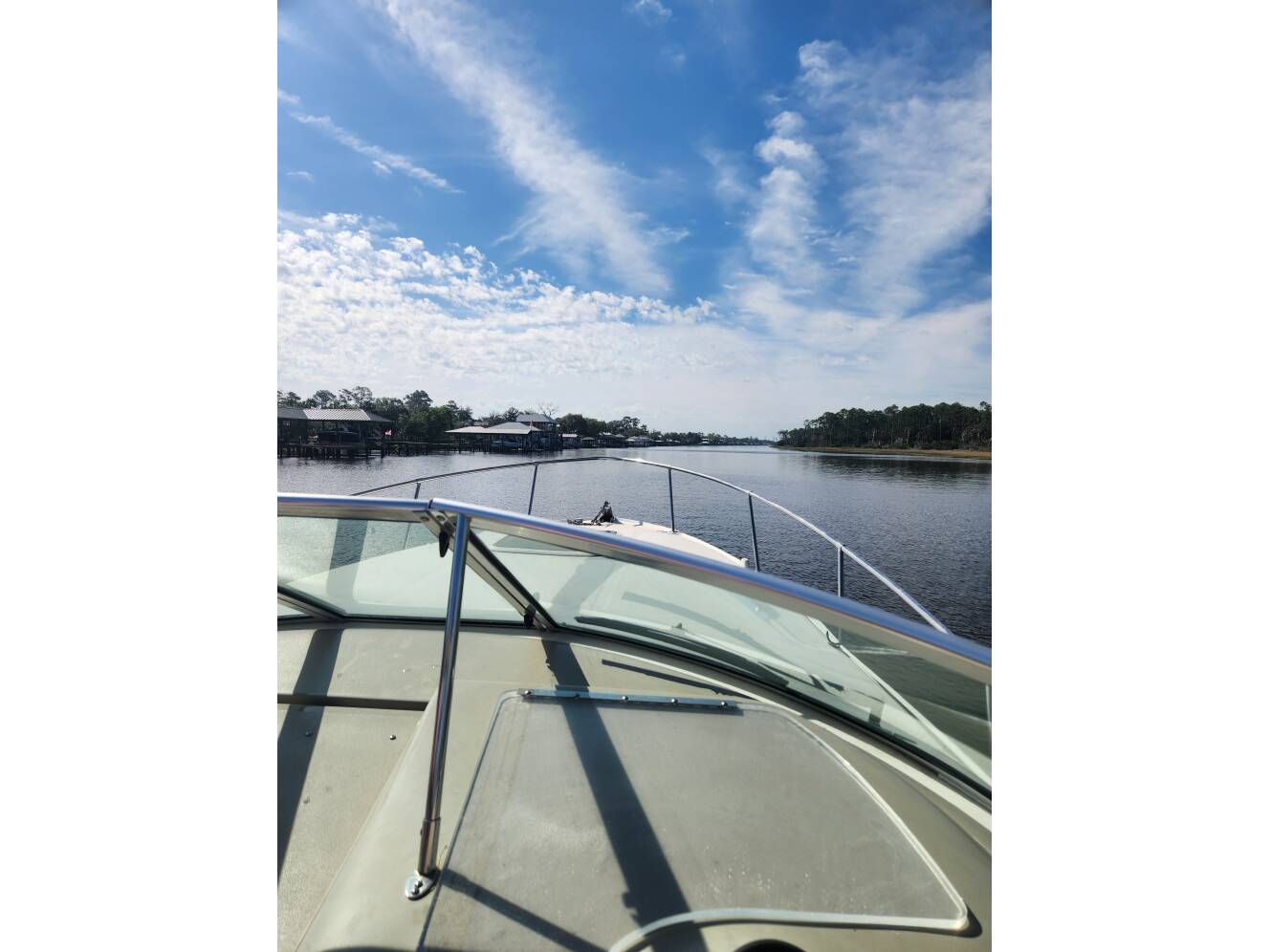 A photo of this 1999 Sea Ray 270 Sundancer