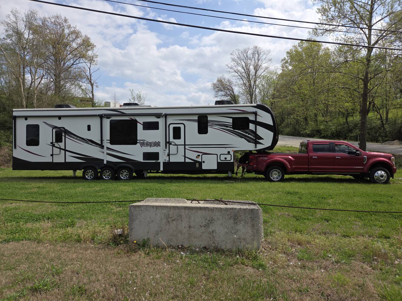 A photo of this 2021 K-Z VENOM 4114TK