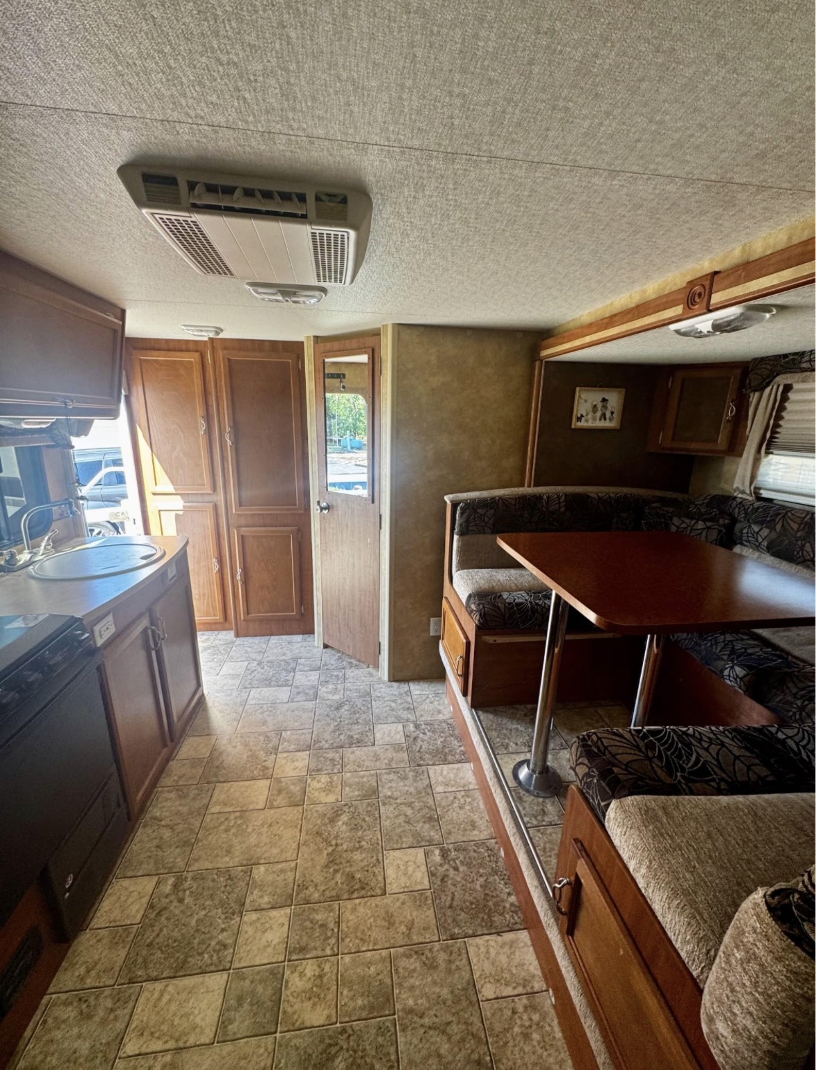 2012 Lance 1685 Travel Trailer in arroyo grande CA