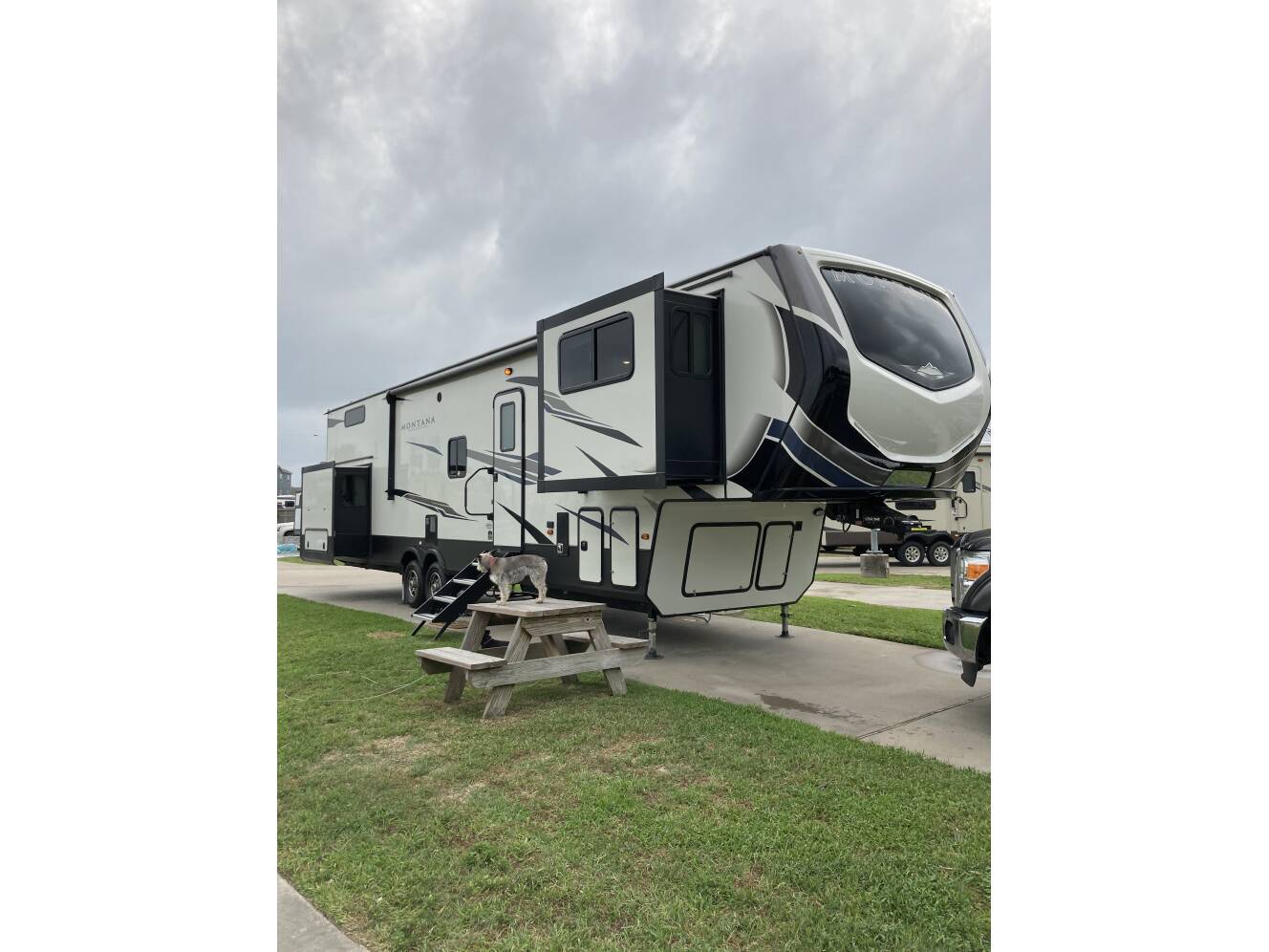 A photo of this 2021 Keystone MONTANA HIGH COUNTRY 377FL