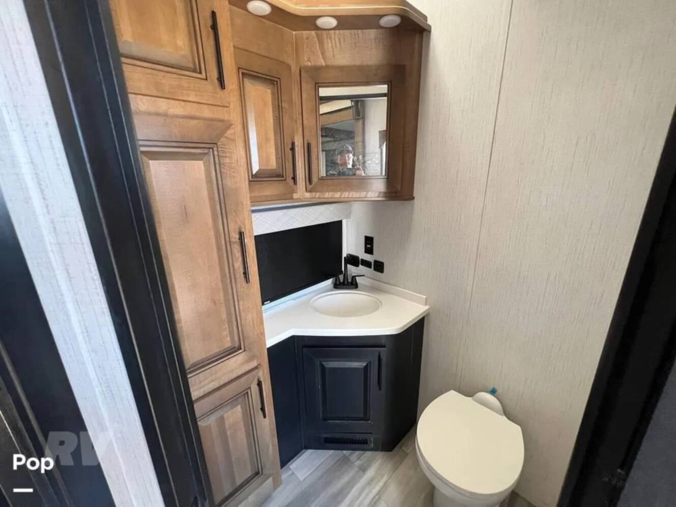 A photo of this 2022 Heartland BIGHORN 3870FB