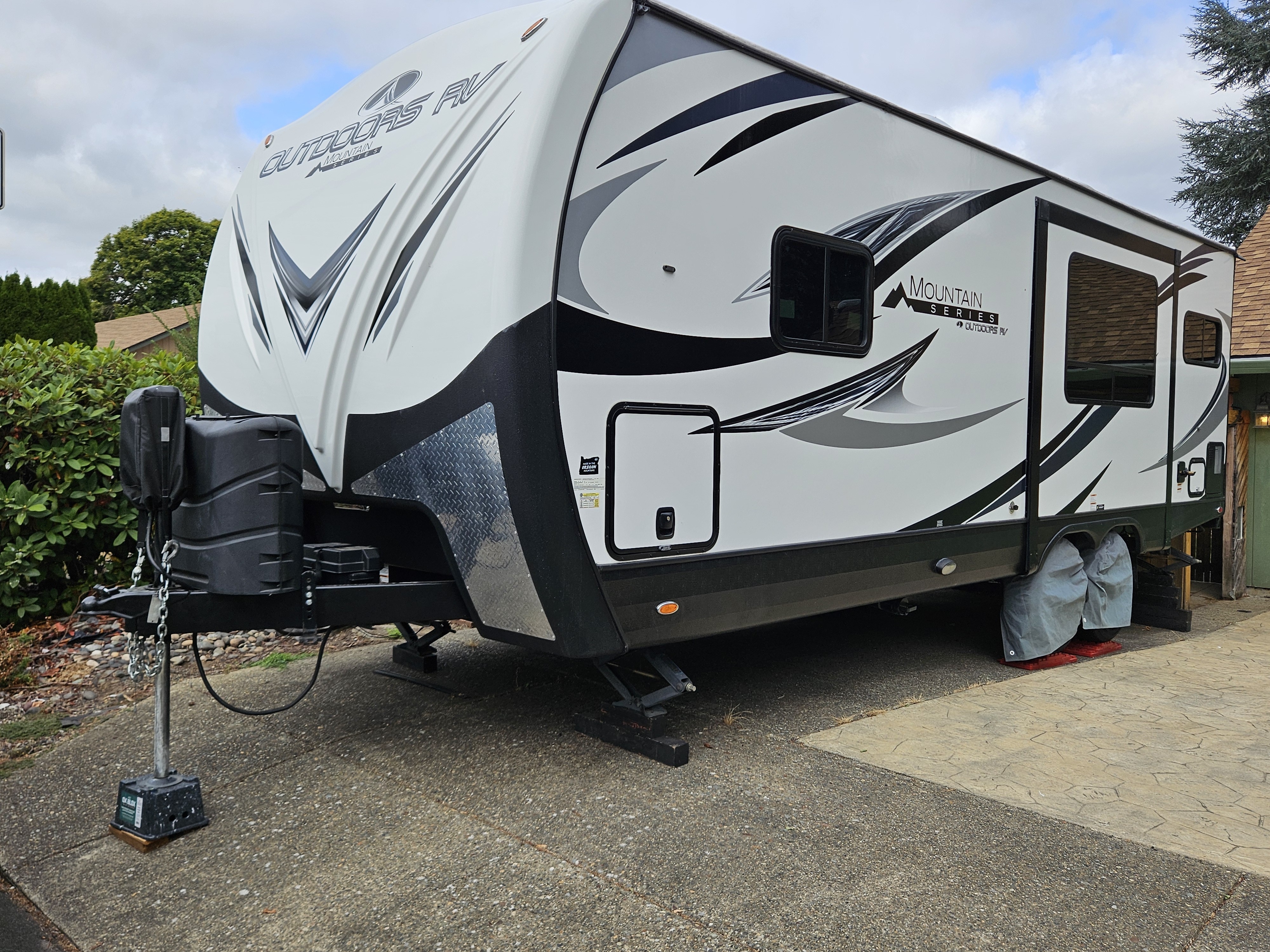 2019 Outdoors Rv Manufacturing TIMBER RIDGE MOUNTAIN SERIES 24RKS RV