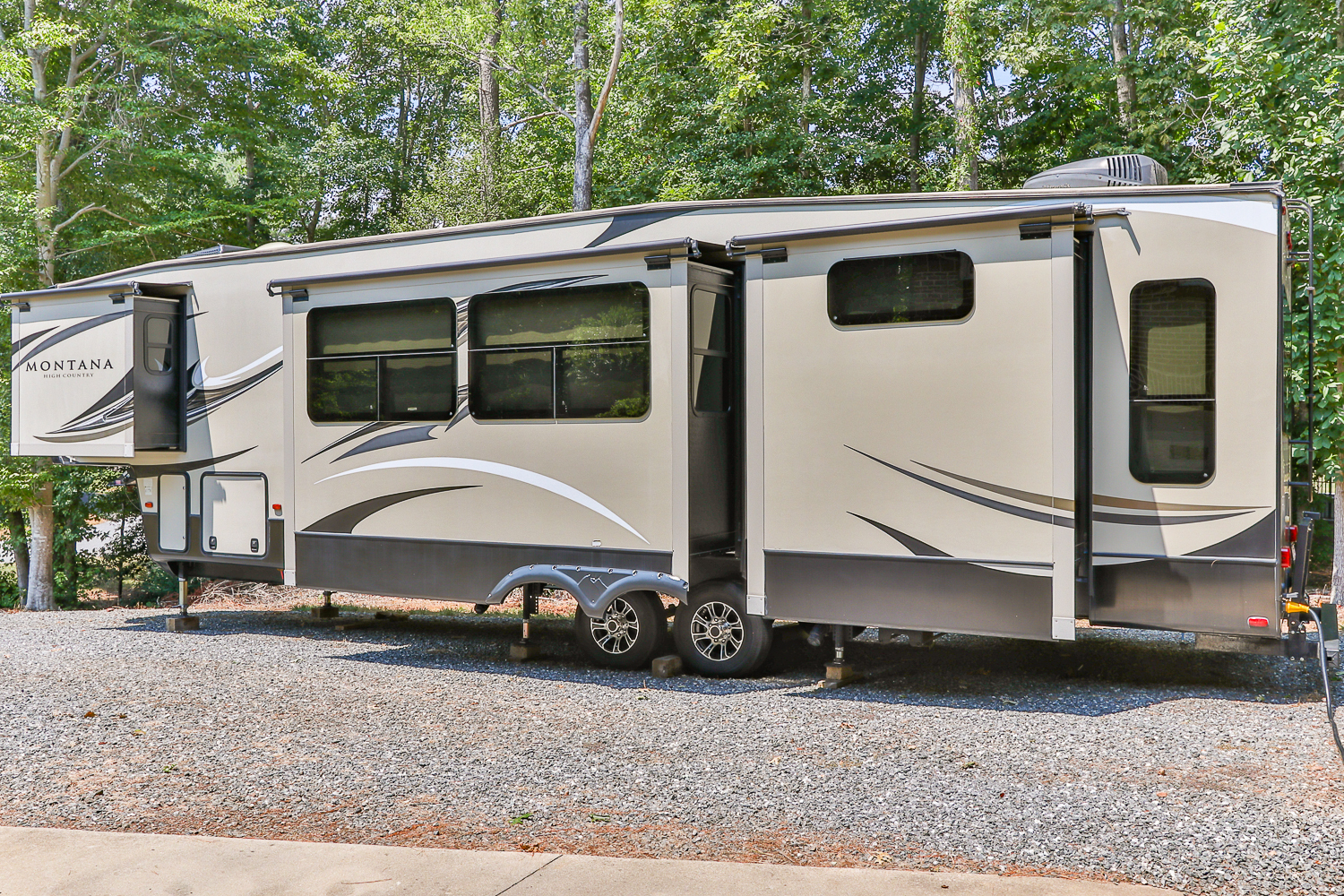 2017 Keystone MONTANA HIGH COUNTRY 362RD in taylorsville NC