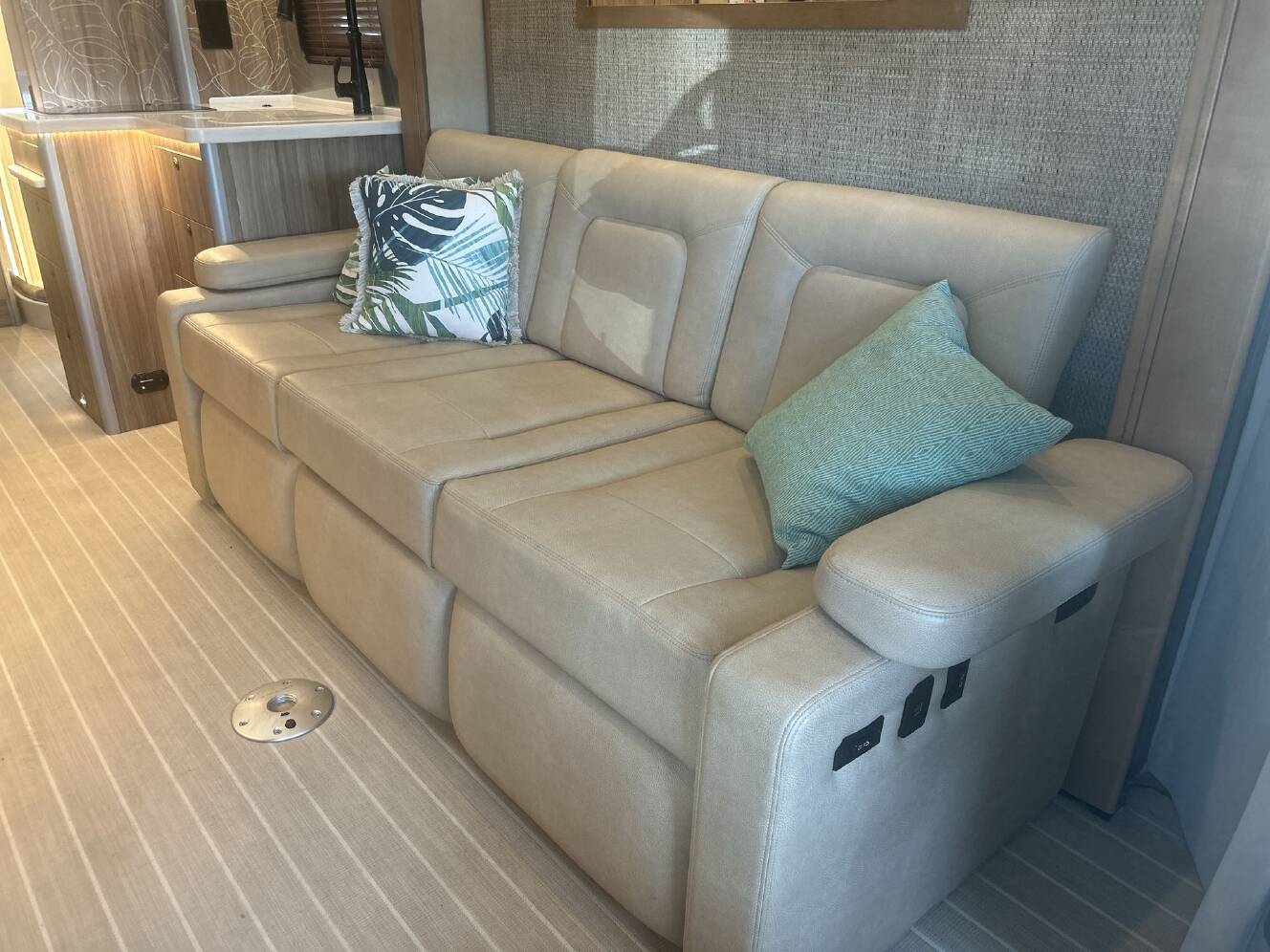 A photo of this 2023 Airstream ATLAS 24 TOMMY BAHAMA 