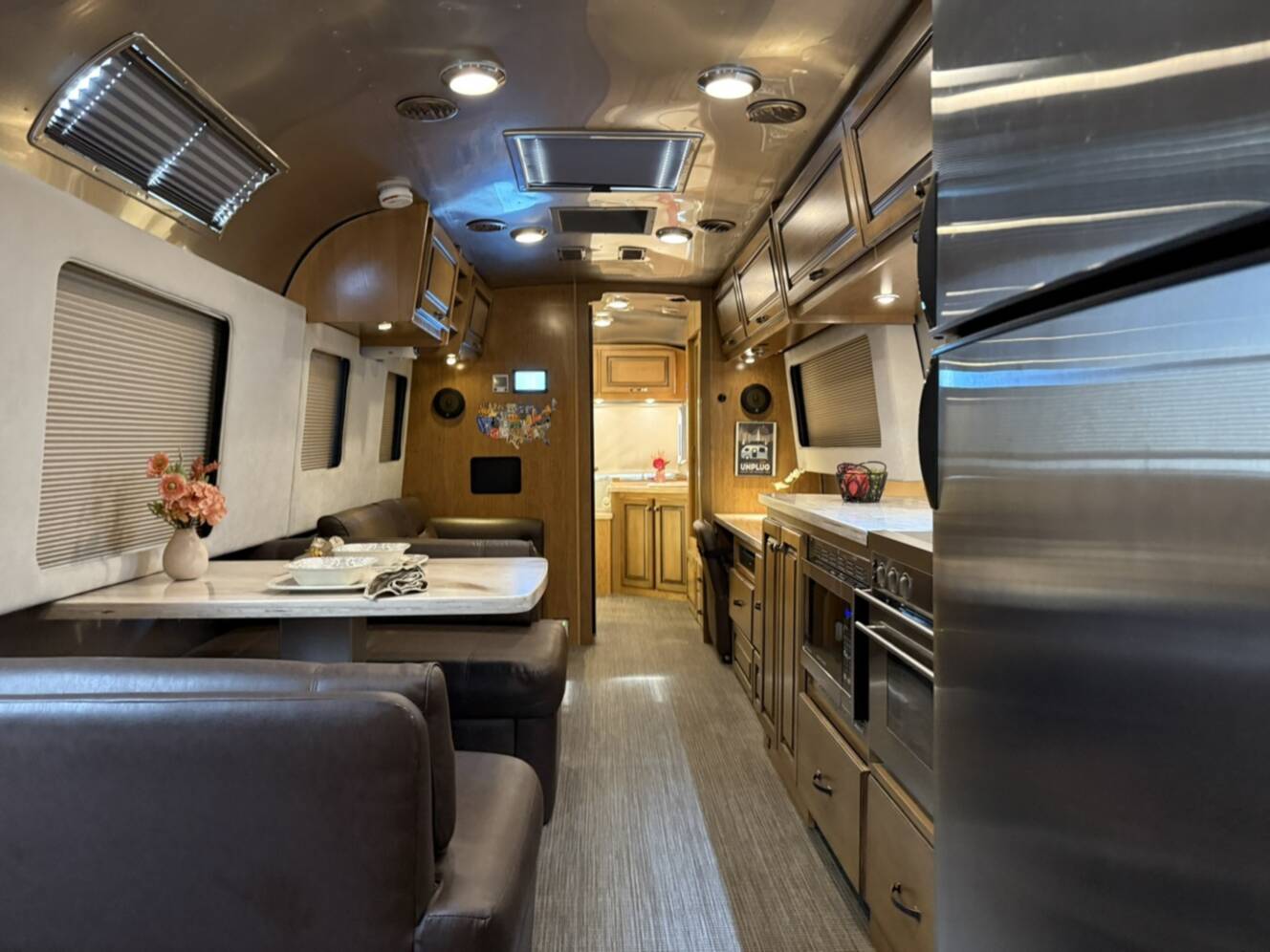 A photo of this 2020 Airstream CLASSIC 33FB