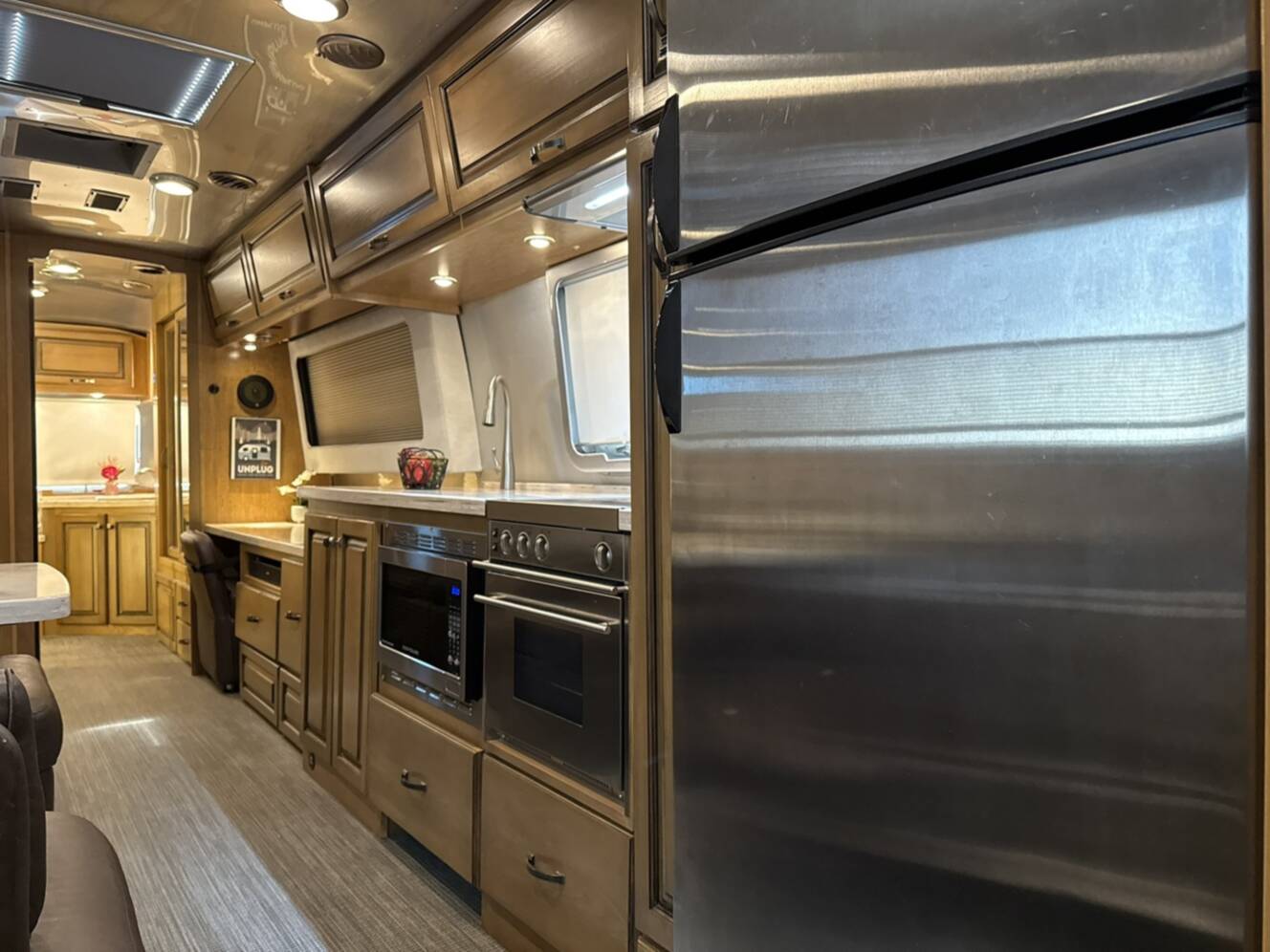 A photo of this 2020 Airstream CLASSIC 33FB
