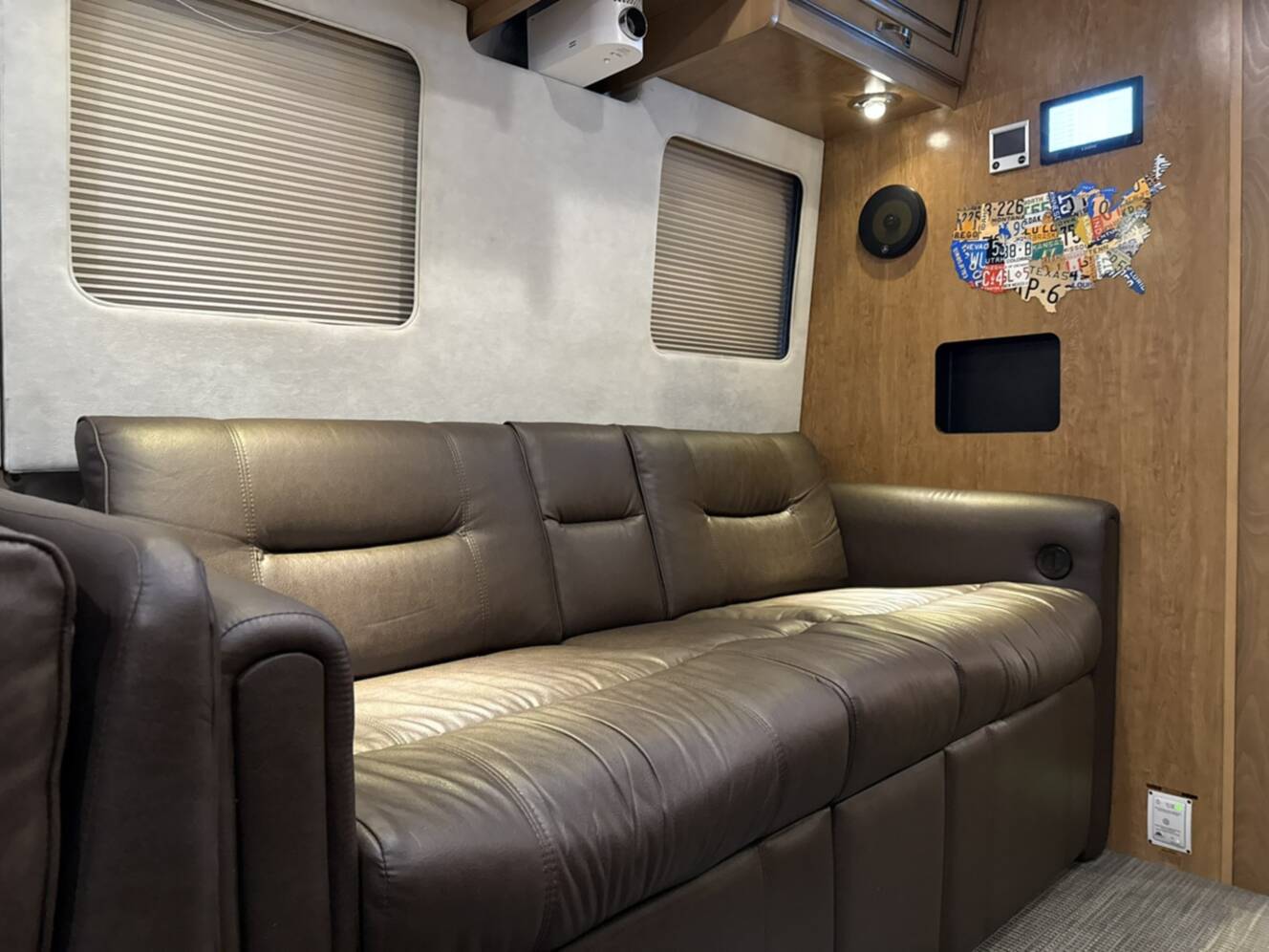 A photo of this 2020 Airstream CLASSIC 33FB