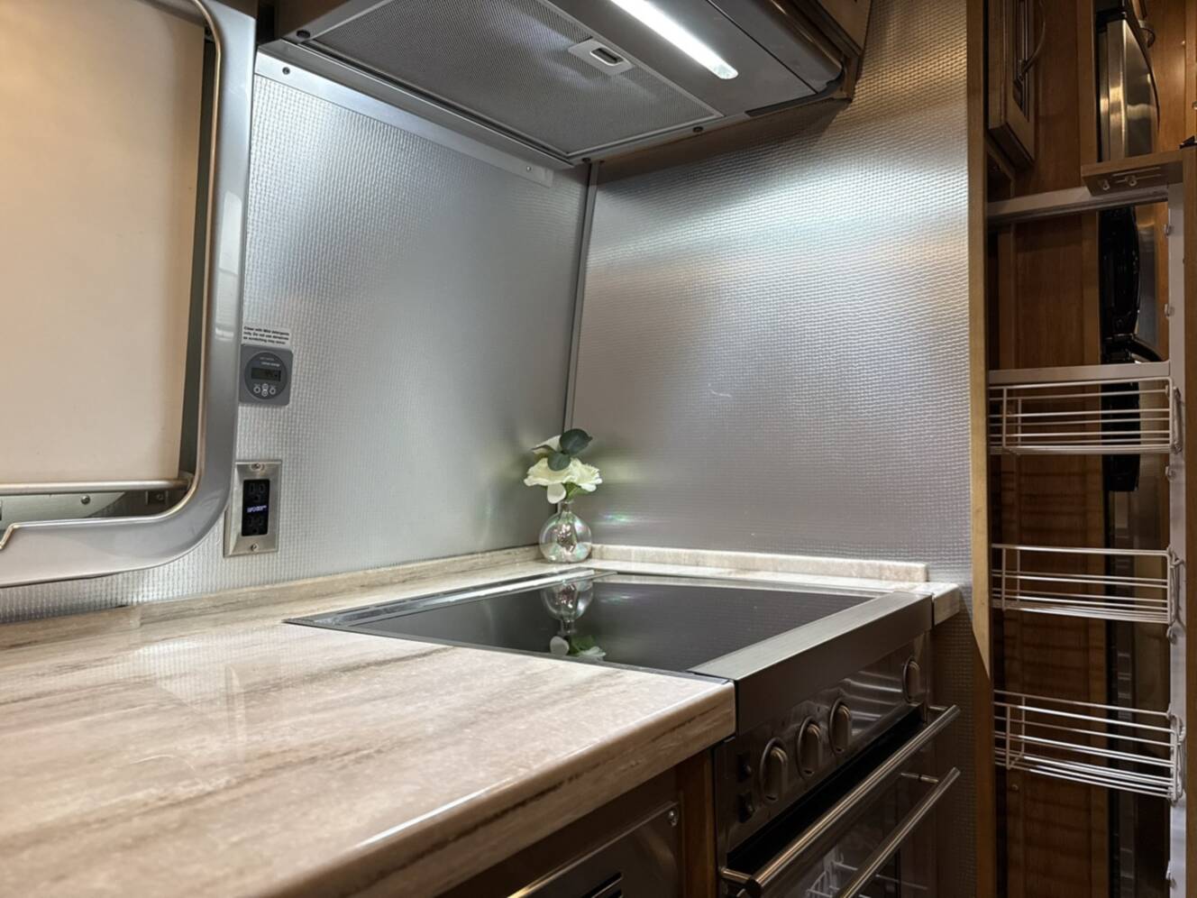 A photo of this 2020 Airstream CLASSIC 33FB