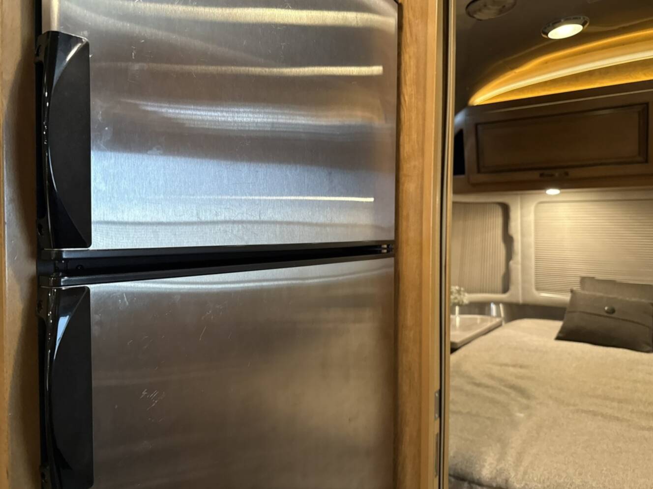 A photo of this 2020 Airstream CLASSIC 33FB