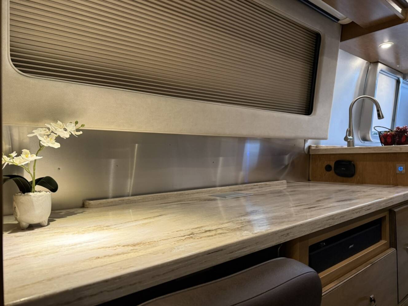 A photo of this 2020 Airstream CLASSIC 33FB