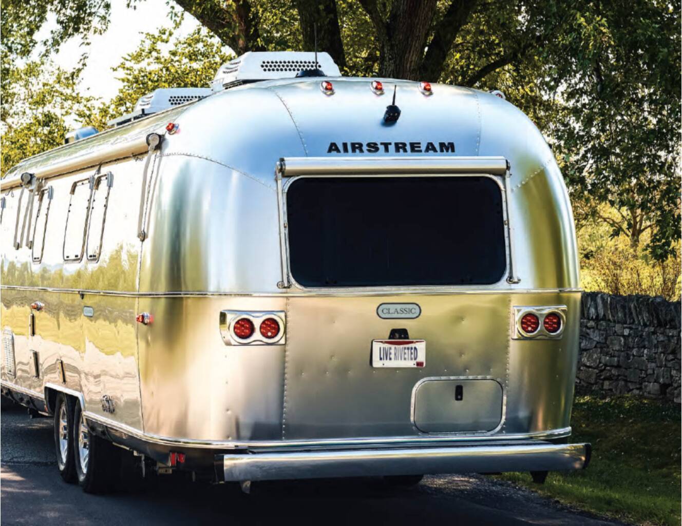 A photo of this 2020 Airstream CLASSIC 33FB