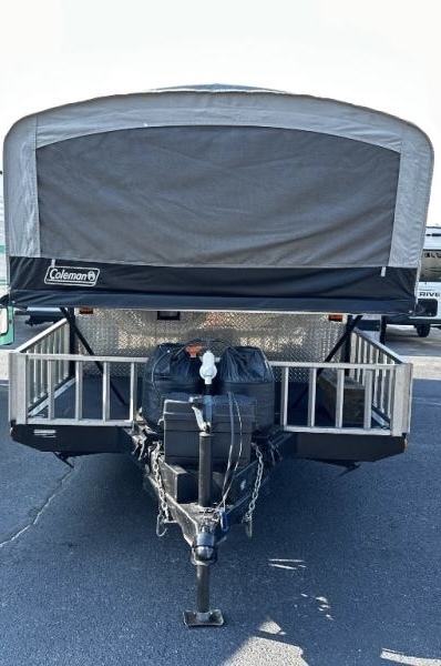 2011 Coleman EVOLUTION EV3 in grass valley CA