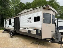 2018 FOREST RIVER SALEM VILLA 395FKLTD