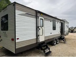 2018 FOREST RIVER SALEM VILLA 395FKLTD
