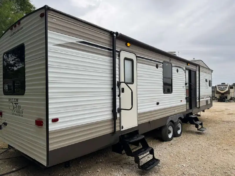 2018 FOREST RIVER SALEM VILLA 395FKLTD