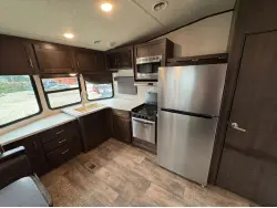 2018 FOREST RIVER SALEM VILLA 395FKLTD