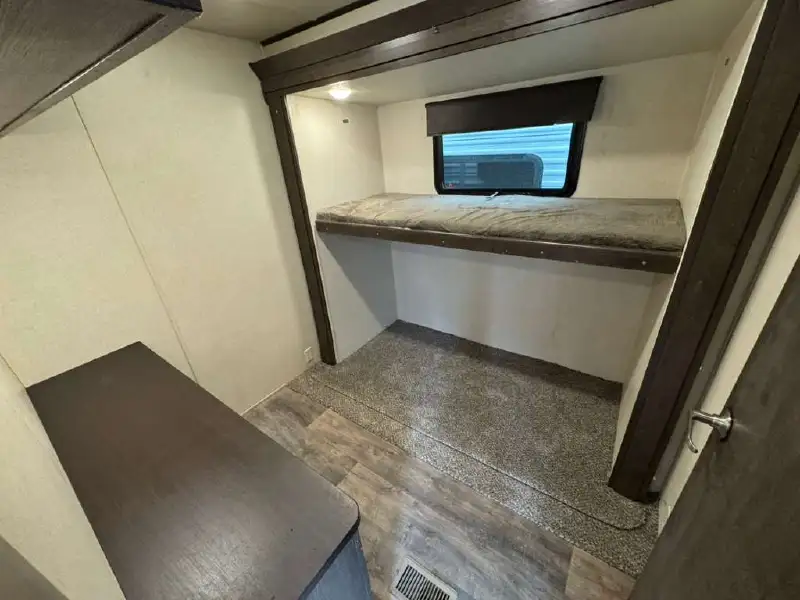 2018 FOREST RIVER SALEM VILLA 395FKLTD
