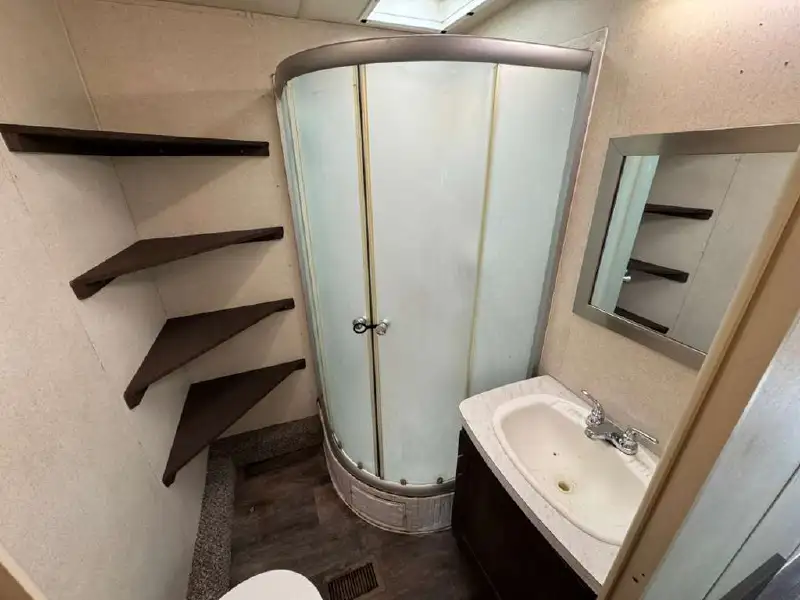 2018 FOREST RIVER SALEM VILLA 395FKLTD